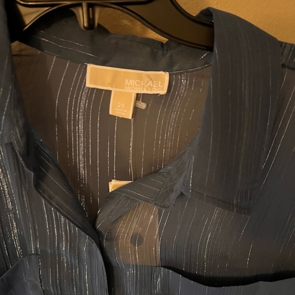 Michael Kors blouse - Picture 5 of 7